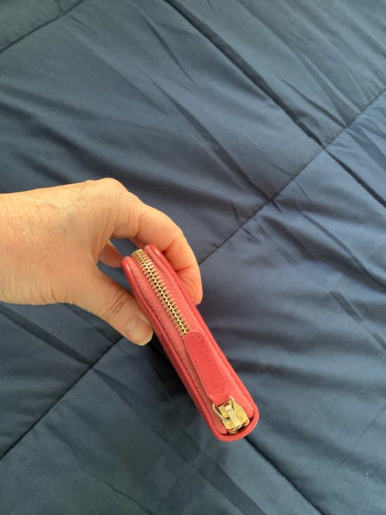 Chanel Pink Quilted Leather Zip Wallet - Picture 4 of 12